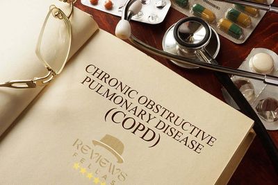 COPD Self-Care: 6 Tips to Manage Symptoms & Treat Effectively