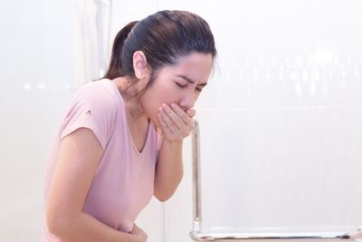 How To Relieve Nausea From Constipation? 8 Ways To Ease