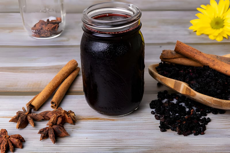 Elderberry Tincture: A Natural Remedy Worth Knowing